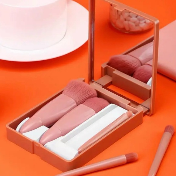 Mauve Pink 5 Piece Travel Mini Makeup Brush Set with Mirrored Case - Picture 15 of 16